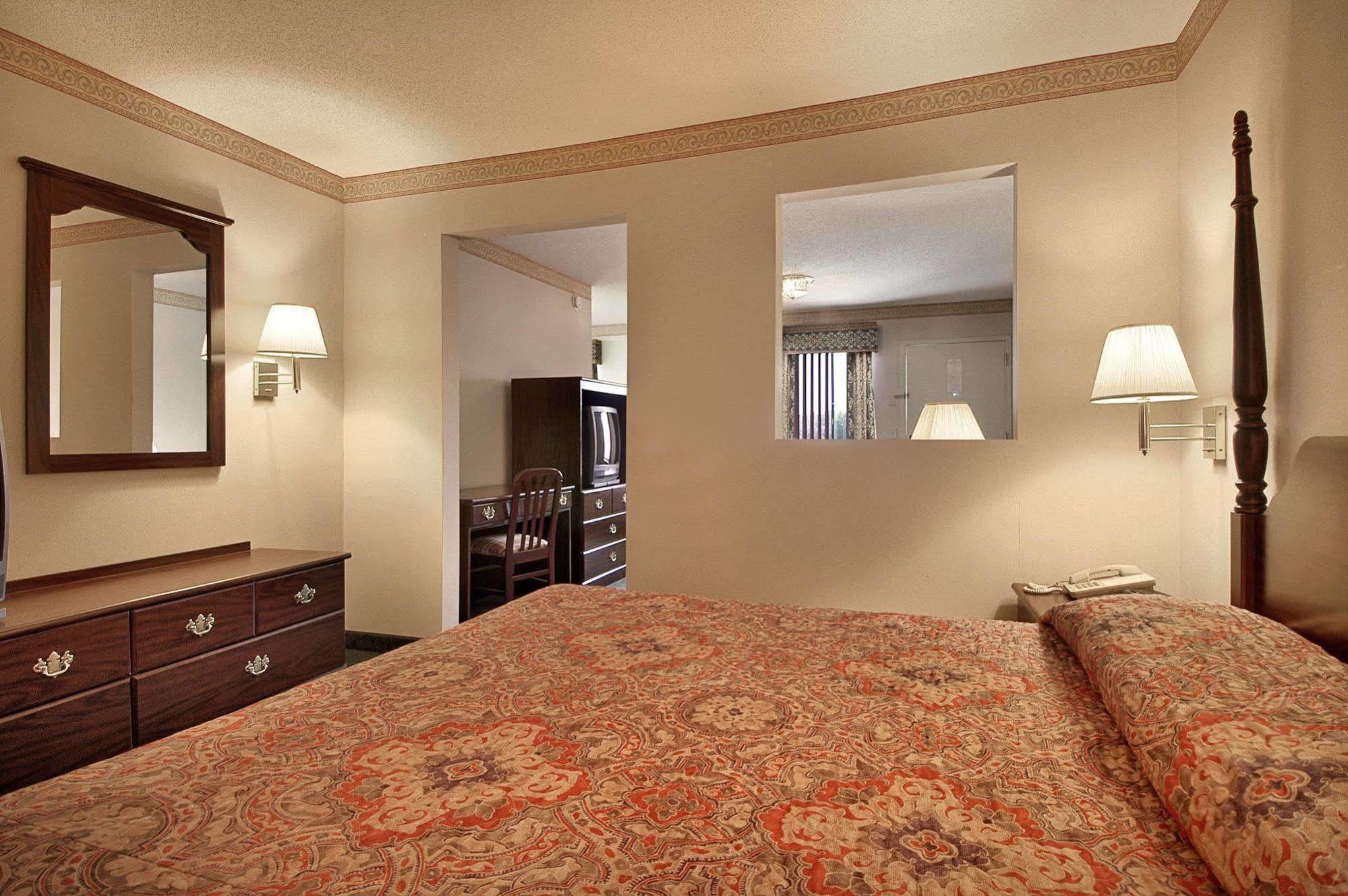 Days - Inn - Yanceyville Room photo